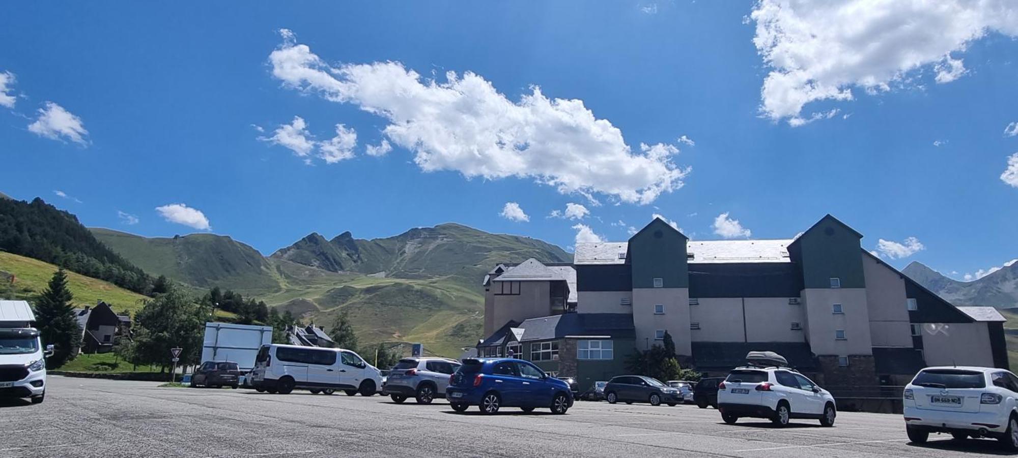 Le Louchonnais, T2, Wifi, 4 Personnes Lägenhet Bagnères-de-Luchon Exteriör bild