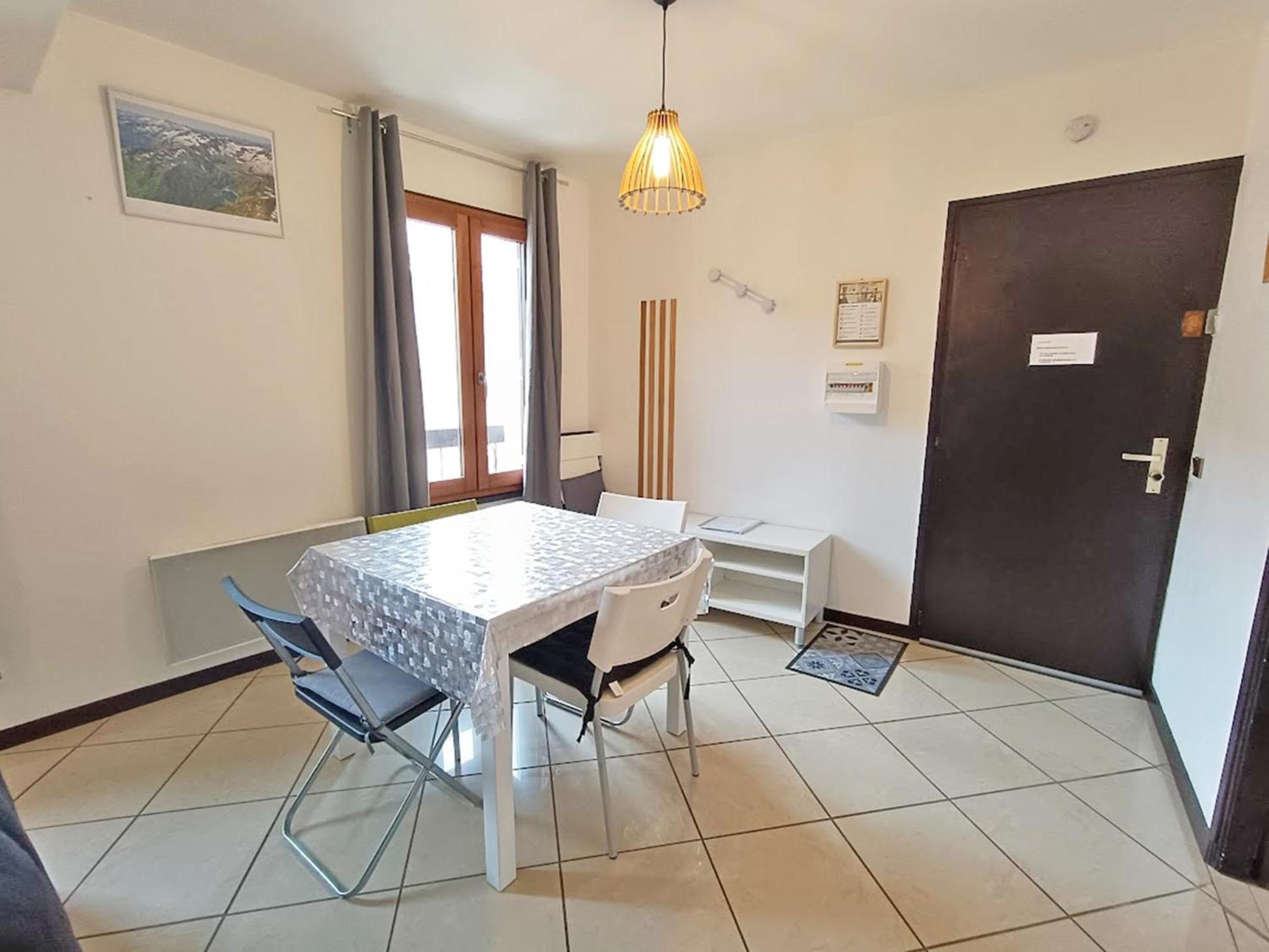 Le Louchonnais, T2, Wifi, 4 Personnes Lägenhet Bagnères-de-Luchon Exteriör bild
